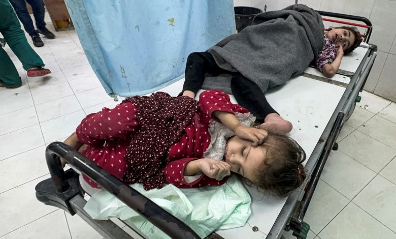 حكايات مؤلمة.. مشاهدات طبيبة أطفال بمستشفى في غزة