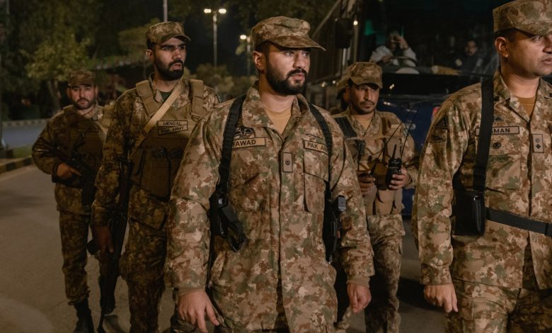 الجيش الباكستاني اللاعب السياسي الأكبر في البلاد