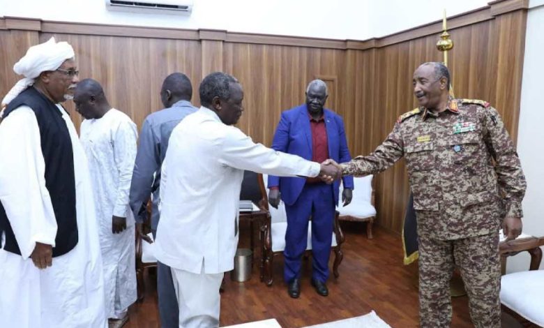 بتحالف مؤيد للجيش.. هل اقترب تشكيل حكومة طوارئ في السودان؟