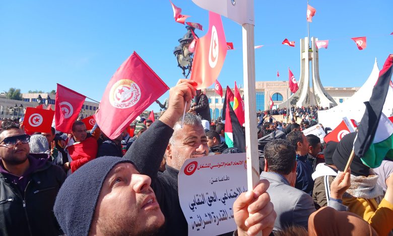 معارضون تونسيون يحذرون من منافسة غير نزيهة بانتخابات الرئاسة