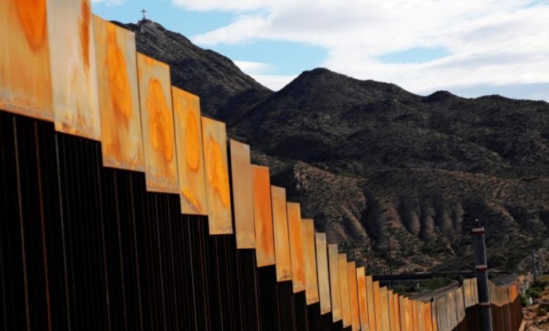 الرئيس المكسيكي: الجدار الحدودي مع الولايات المتحدة مشروع وهمي