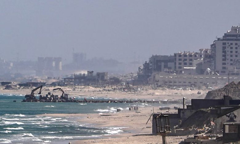 خبراء: خطة بايدن لرصيف غزة تهدد القوات الأميركية