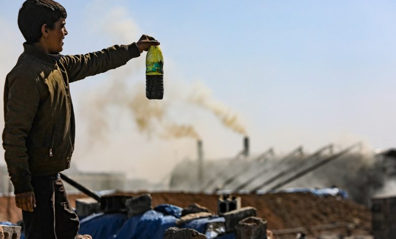 الملوثات الكيميائية.. القاتل الصامت في سوريا والعراق