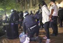 صحفية أميركية: قمع احتجاجات طلاب الجامعات كان وحشيا