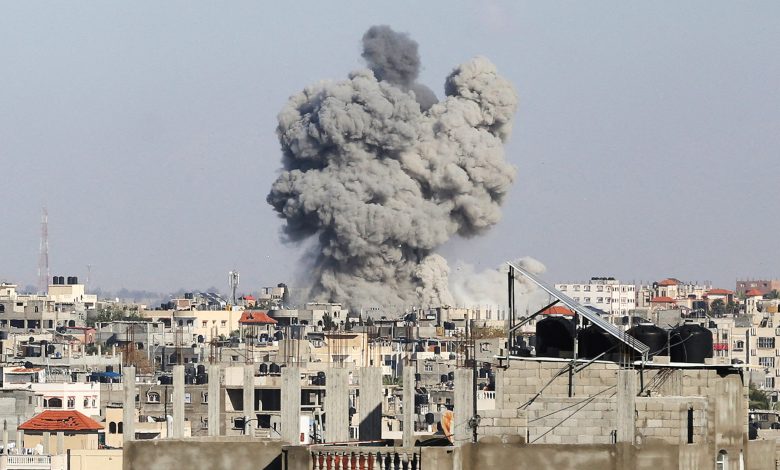 إعلام إسرائيلي: قرار بايدن يدفع حماس للتشدد والسنوار سيختار شكل هزيمتنا