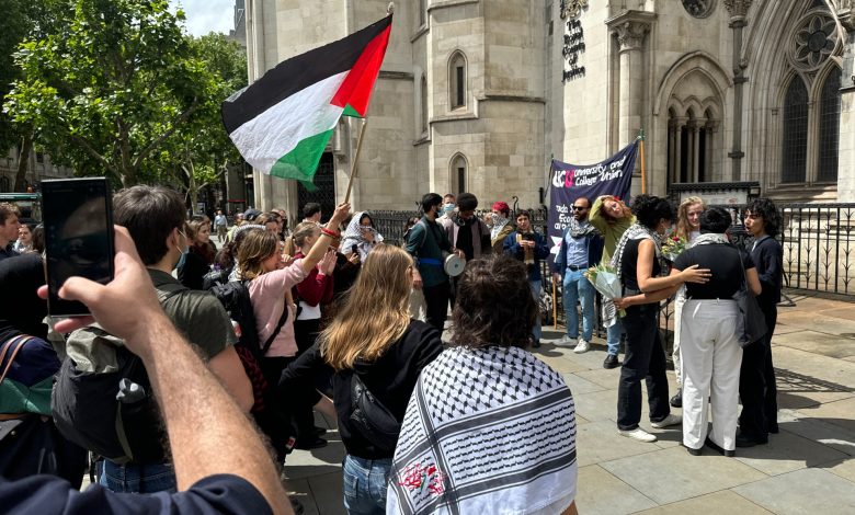 جامعة لندن تمهل الطلاب 24 ساعة لإنهاء اعتصامهم الداعم لغزة