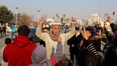 بالفيديو.. أهالي حماة يستقبلون قوات المعارضة بالزغاريد